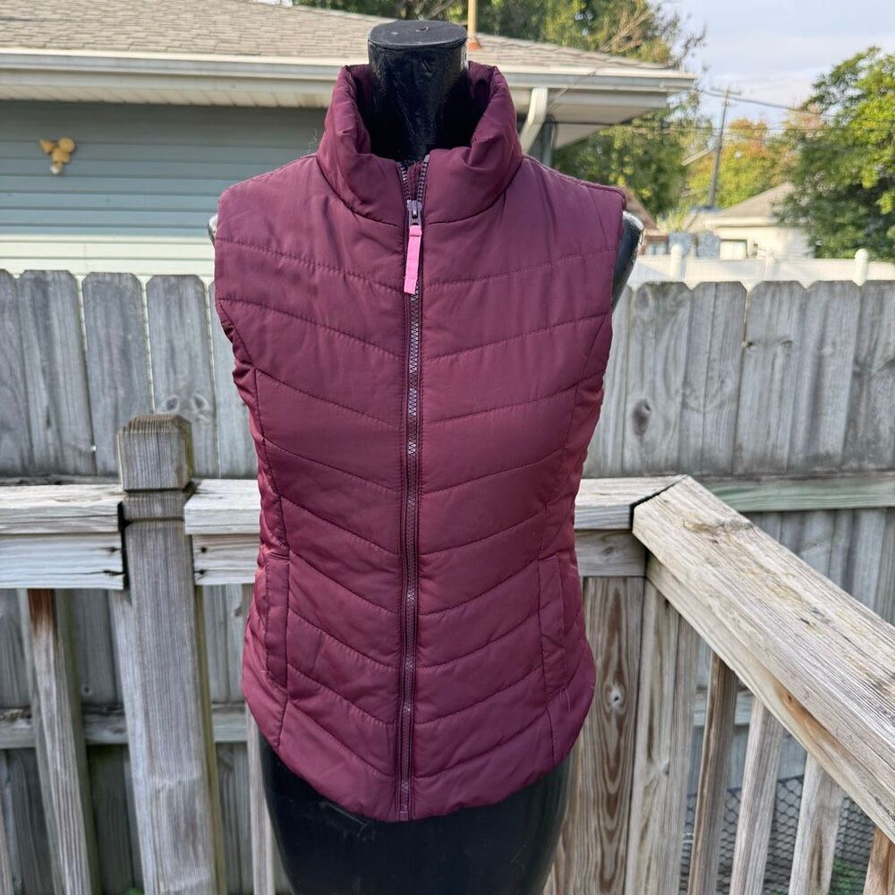 Aeropostale Burgundy Quilted Puffer Vest Size Small